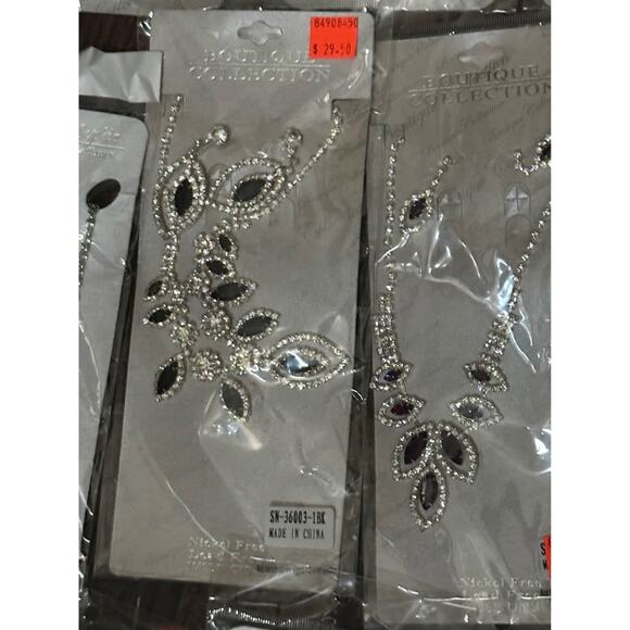 22 total Sparkling Rhinestone Long Necklace Sets – New in Package - Picture 10 of 10